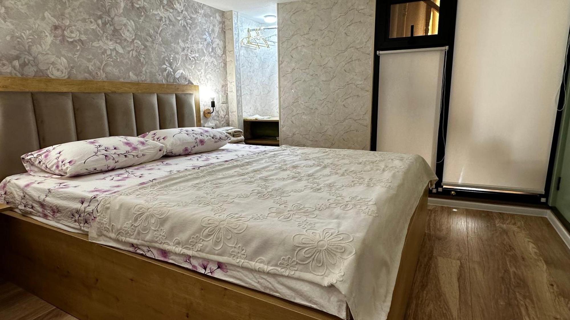 Made With Love Apartment Tbilisi Eksteriør billede