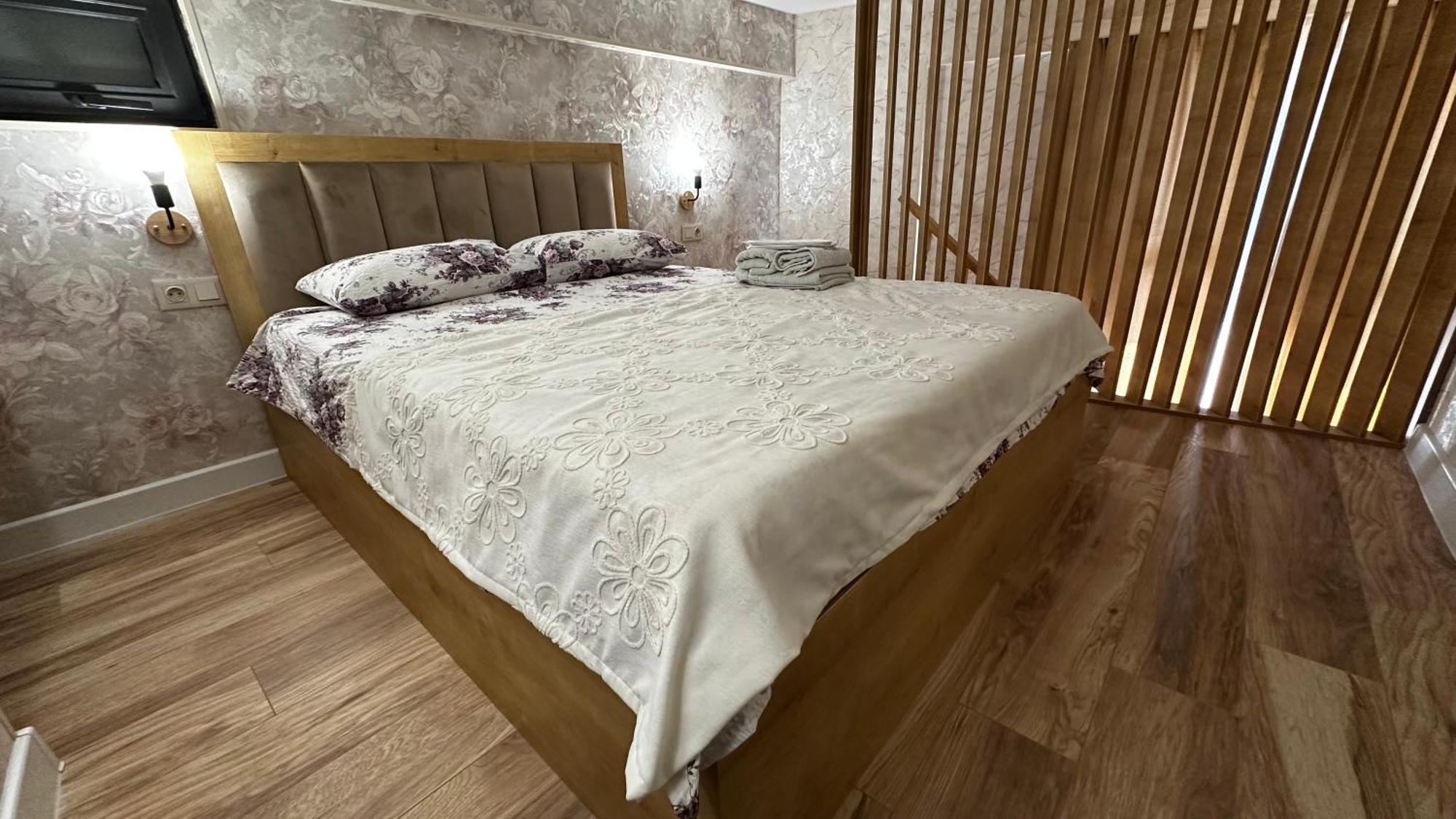 Made With Love Apartment Tbilisi Eksteriør billede